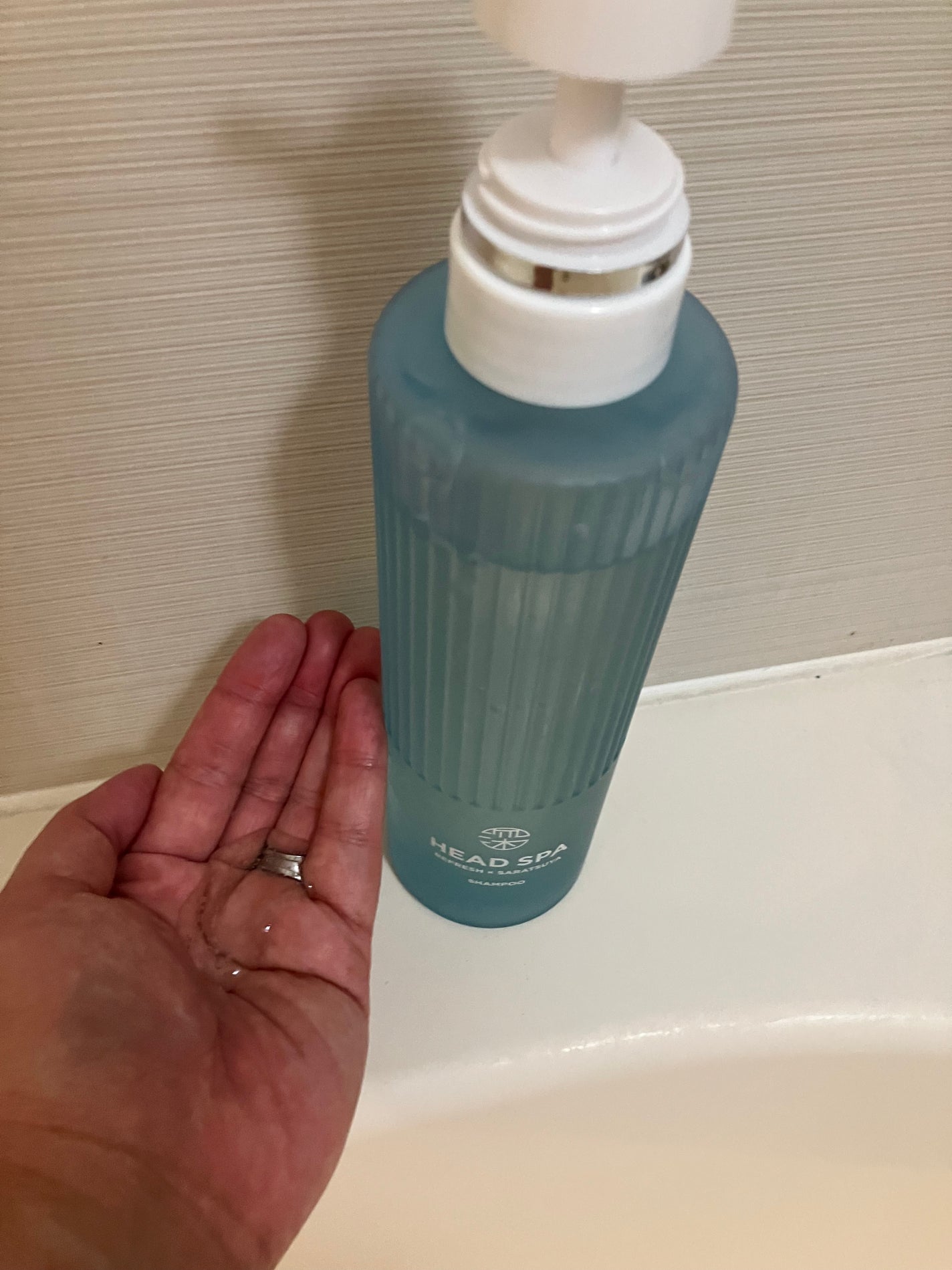 リフレッシュ × さらつや シャンプー/トリートメント/h&s/市販シャンプーを使ったクチコミ(3枚目)