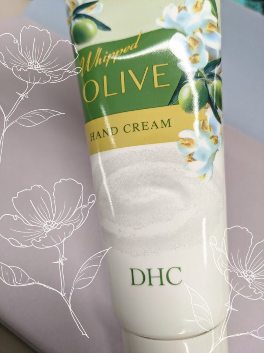 オリーブ ホイップ ハンドクリーム/DHC/ハンドクリームを使ったクチコミ(1枚目)