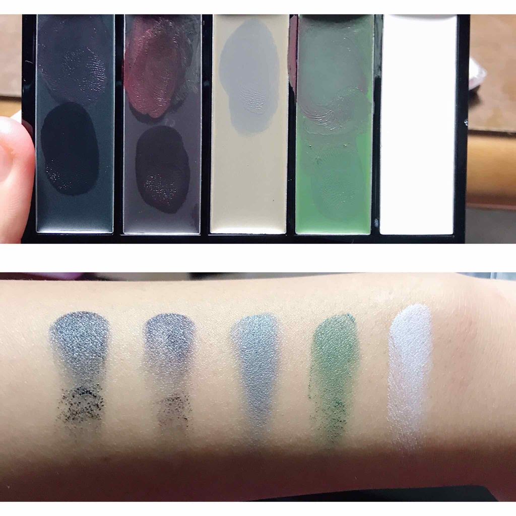 どうらん5カラーパレット　ゾンビカラー/PANIC/ジェル・クリームアイシャドウを使ったクチコミ（3枚目）