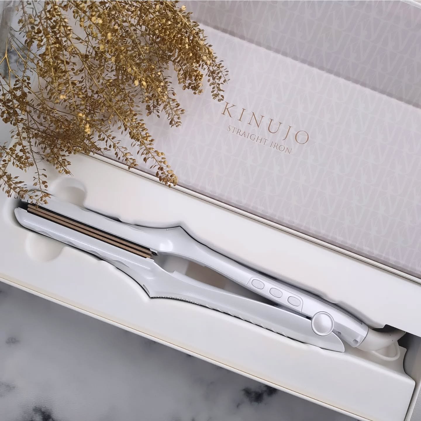 絹女～KINUJO～ストレートアイロン/KINUJO/ストレートアイロンを使ったクチコミ（2枚目）