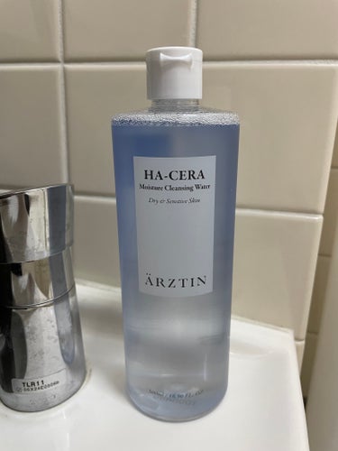 エルツティン ヒアセラ モイスチャークレンジングウォーターのクチコミ「Arztin(エルツティン)
Moisture
Cleansing Water

簡単に拭き取.....」（1枚目）