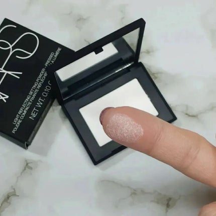 ライトリフレクティングセッティングパウダー プレスト N/NARS/プレストパウダーを使ったクチコミ(4枚目)