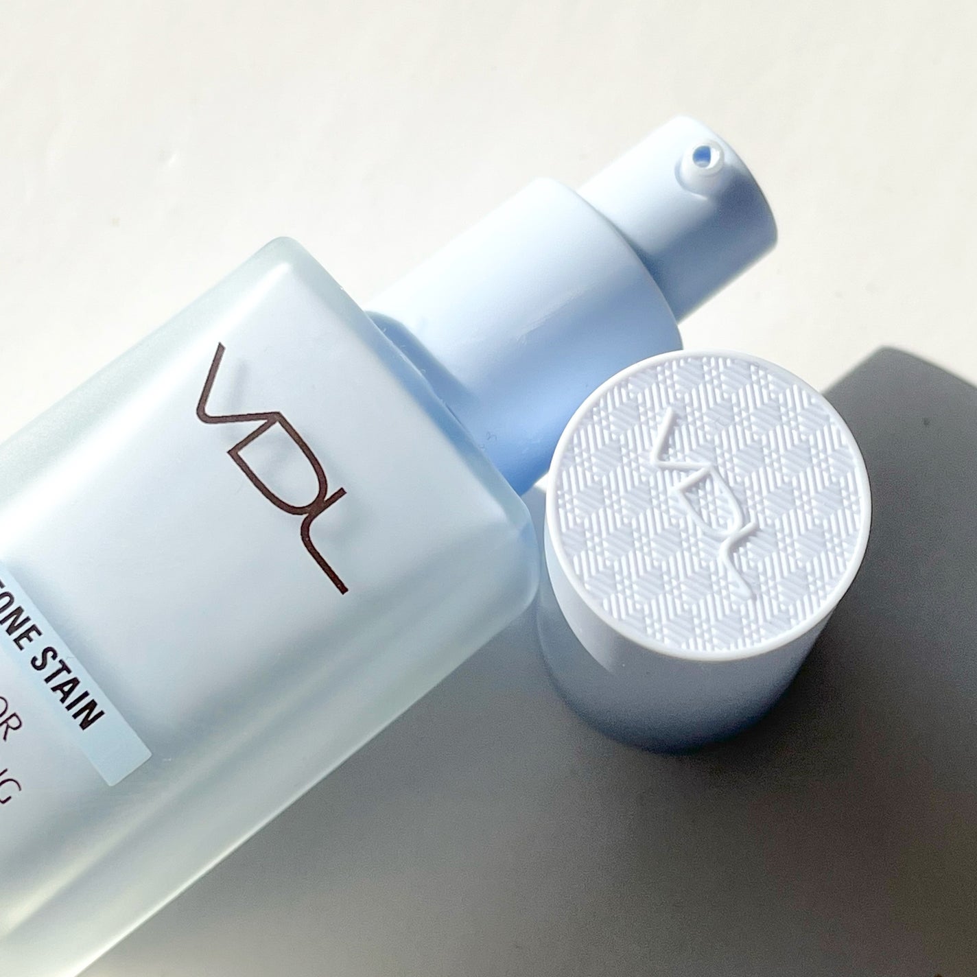 トーンステインカラーコレクティングプライマー/VDL/化粧下地を使ったクチコミ(2枚目)