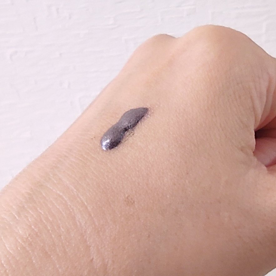 センシュアルスリーク アイズ PU-8 ダークパープル/Visée/リキッドアイシャドウを使ったクチコミ（2枚目）