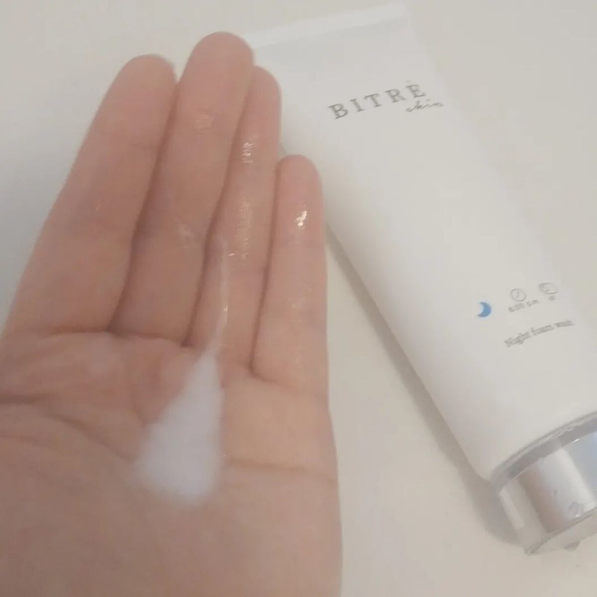 ナイトフォームウォッシュ /ビトレスキン/洗顔フォームを使ったクチコミ（3枚目）