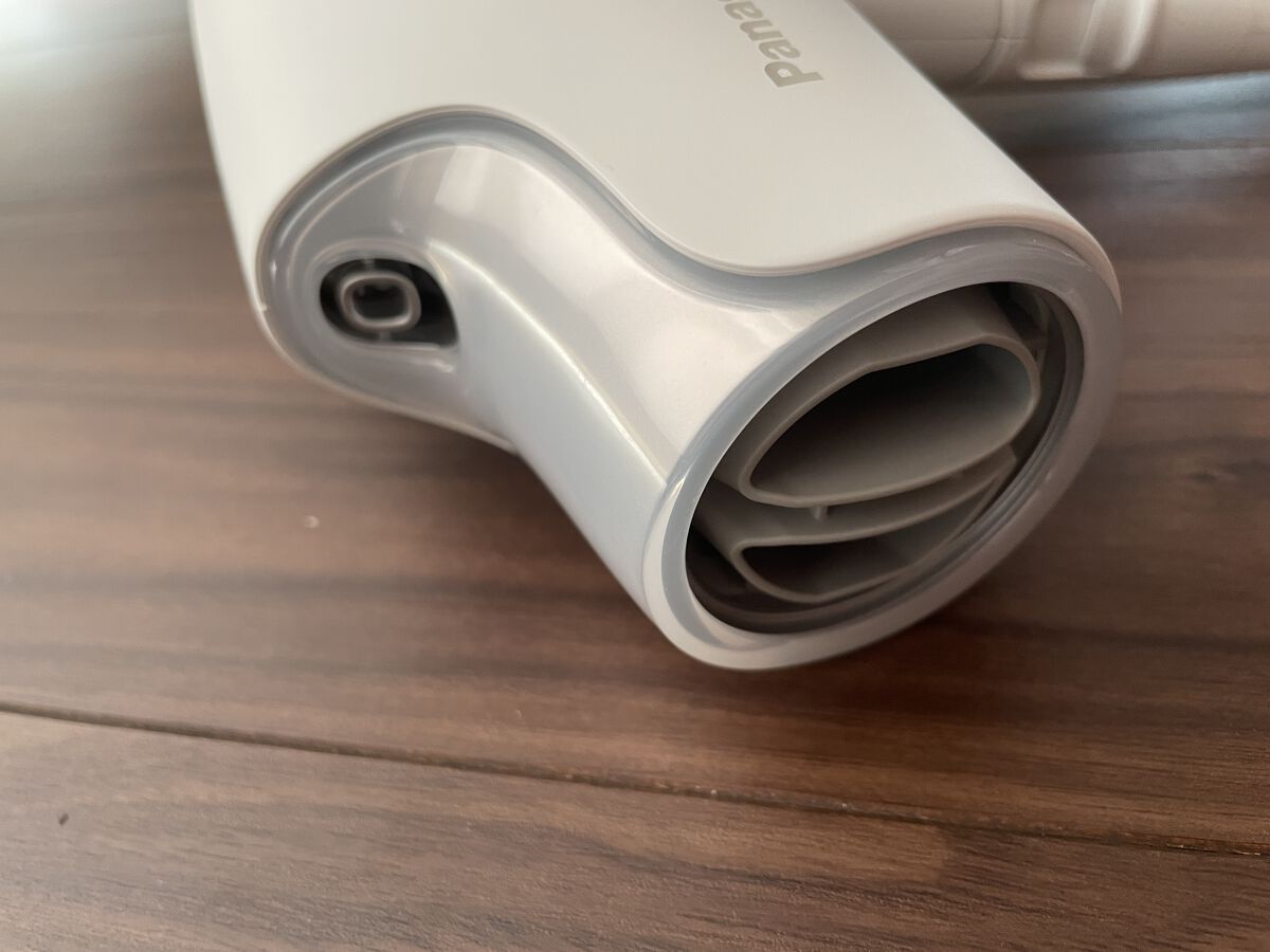 ヘアードライヤー ナノケア W(白)/Panasonic/ドライヤーを使ったクチコミ（2枚目）