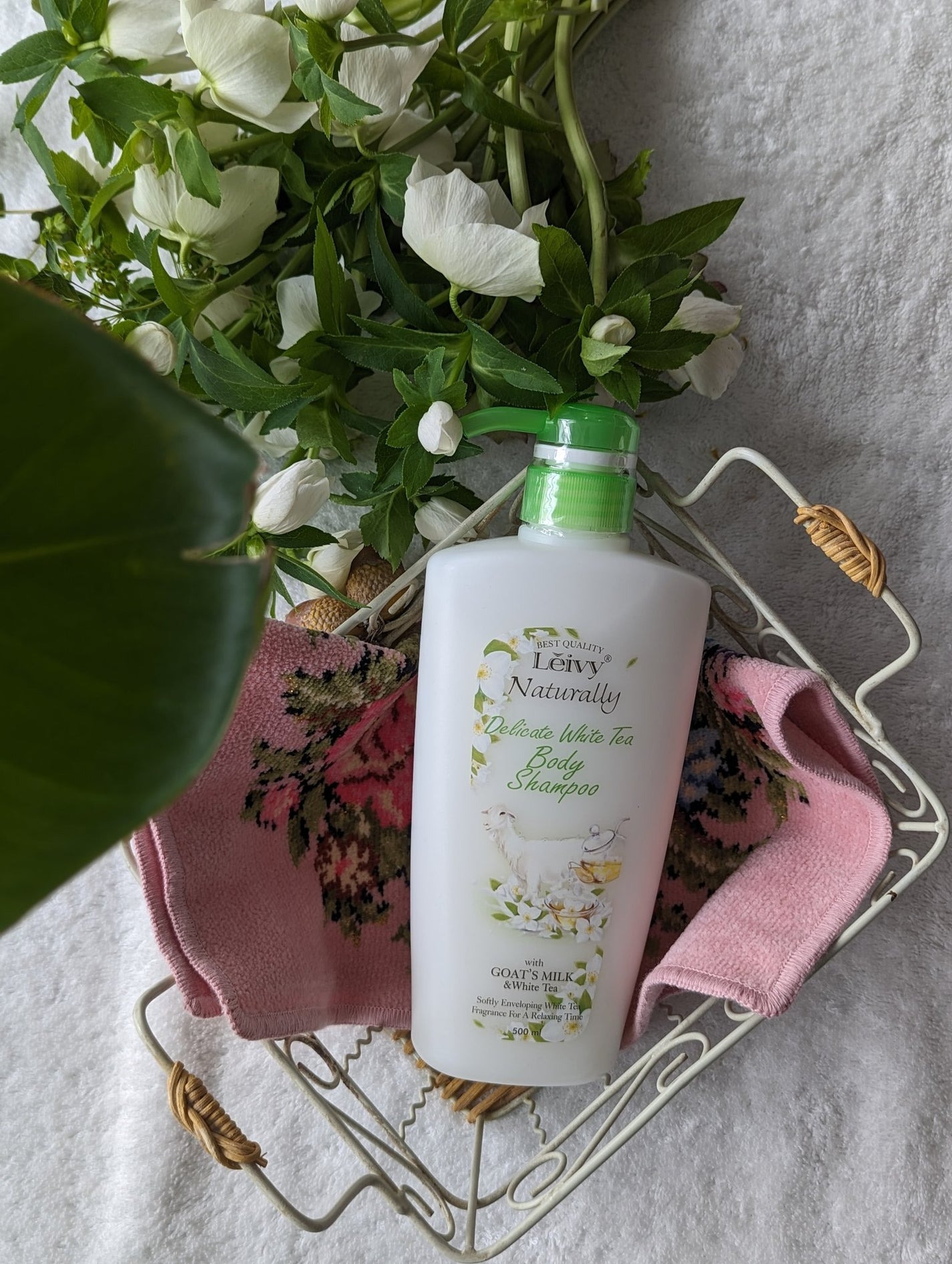 レイヴィー ボディシャンプー ホワイトティー/Leivy/ボディソープを使ったクチコミ(1枚目)