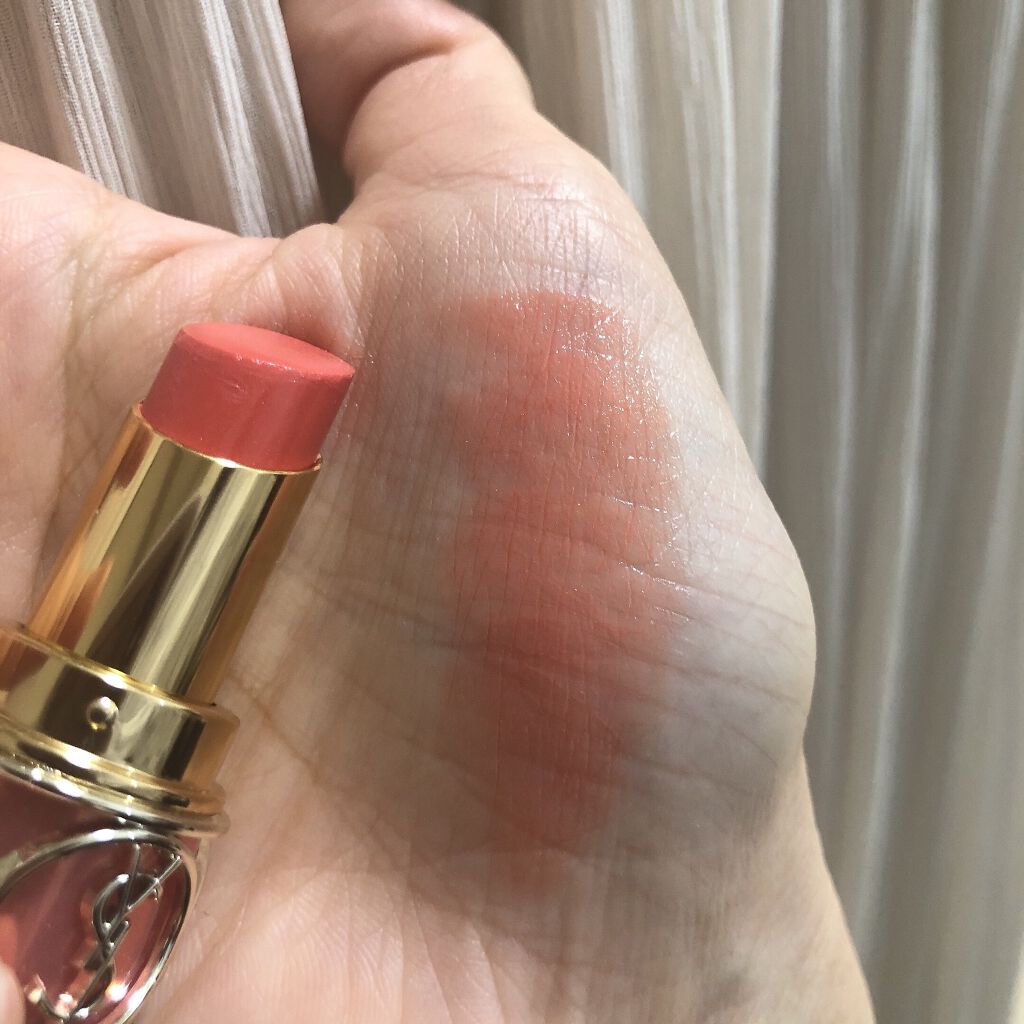 ルージュ ヴォリュプテ シャイン/YVES SAINT LAURENT BEAUTE/口紅を使ったクチコミ（2枚目）