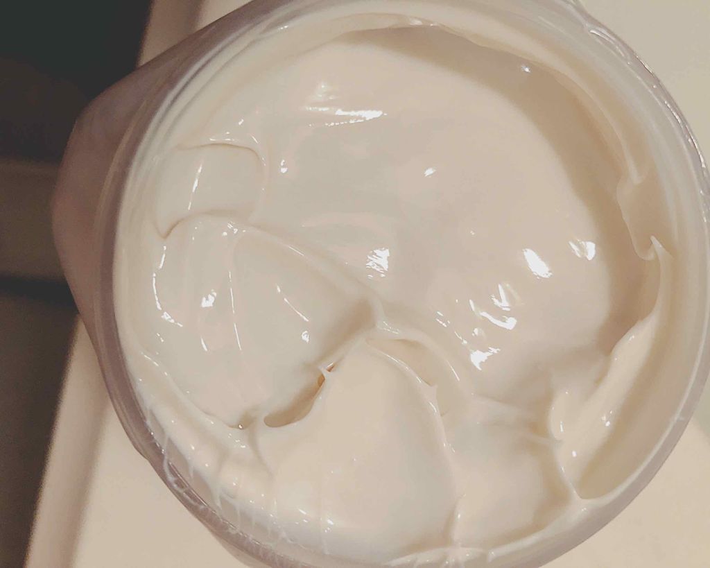 ホイップトボディクリーム アンバーバニラ/ローラ メルシエ/ボディクリームを使ったクチコミ(2枚目)