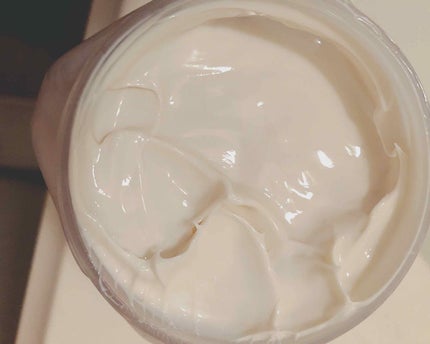 ホイップトボディクリーム アンバーバニラ/ローラ メルシエ/ボディクリームを使ったクチコミ(2枚目)