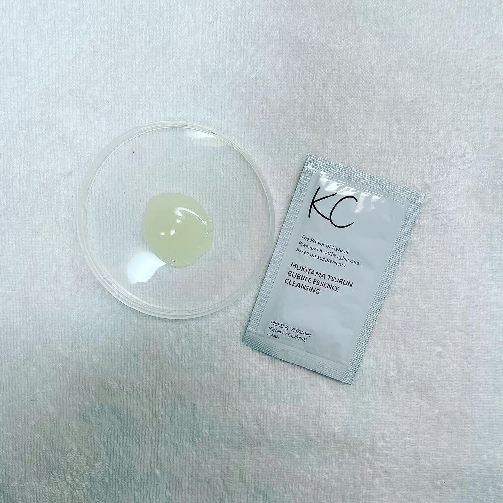 KC むきタマつるん 発泡美容液クレンジング/ハーブ健康本舗/クレンジングジェルを使ったクチコミ(3枚目)
