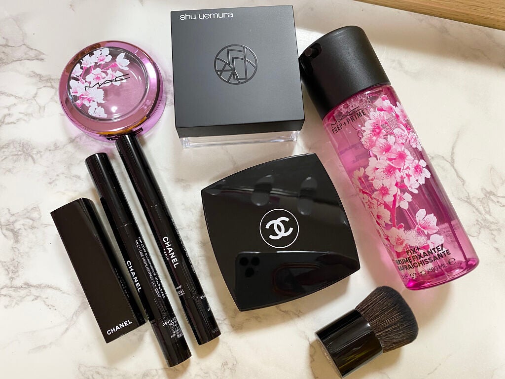 ルージュ アリュール ヴェルヴェット/CHANEL/口紅を使ったクチコミ(3枚目)