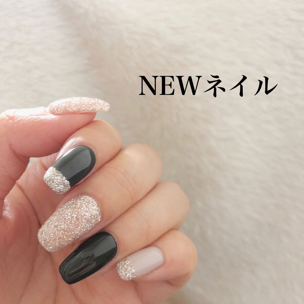 かりん on LIPS 「◆NEWネイル◆黒に見えるけどブラウンです😂#ジェルネイル#チ..」(1枚目)