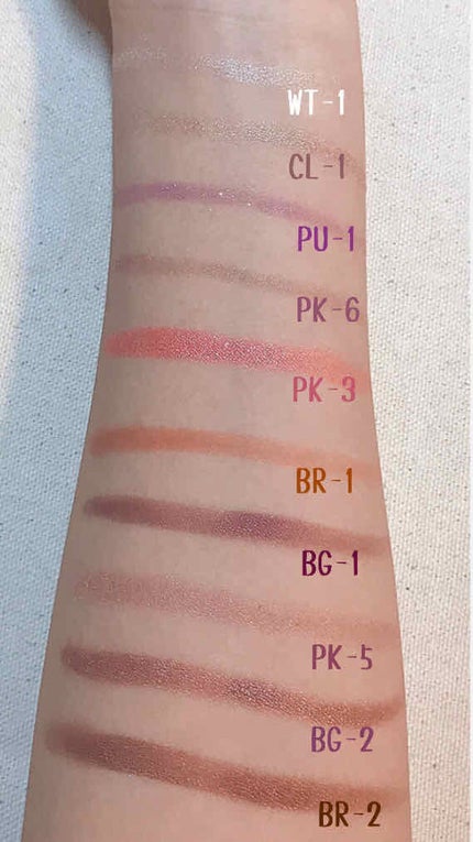 UR GLAM POWDER EYESHADOW/U R GLAM/単色アイシャドウを使ったクチコミ(2枚目)