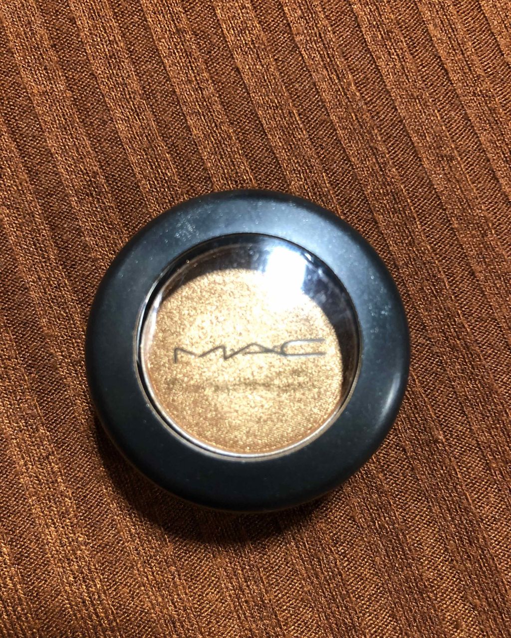 スモール アイシャドウ/M・A・C/単色アイシャドウを使ったクチコミ(1枚目)
