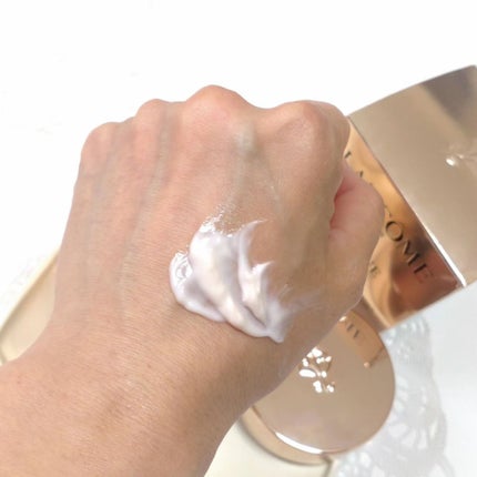 アプソリュ ソフトクリーム/LANCOME/フェイスクリームを使ったクチコミ(7枚目)