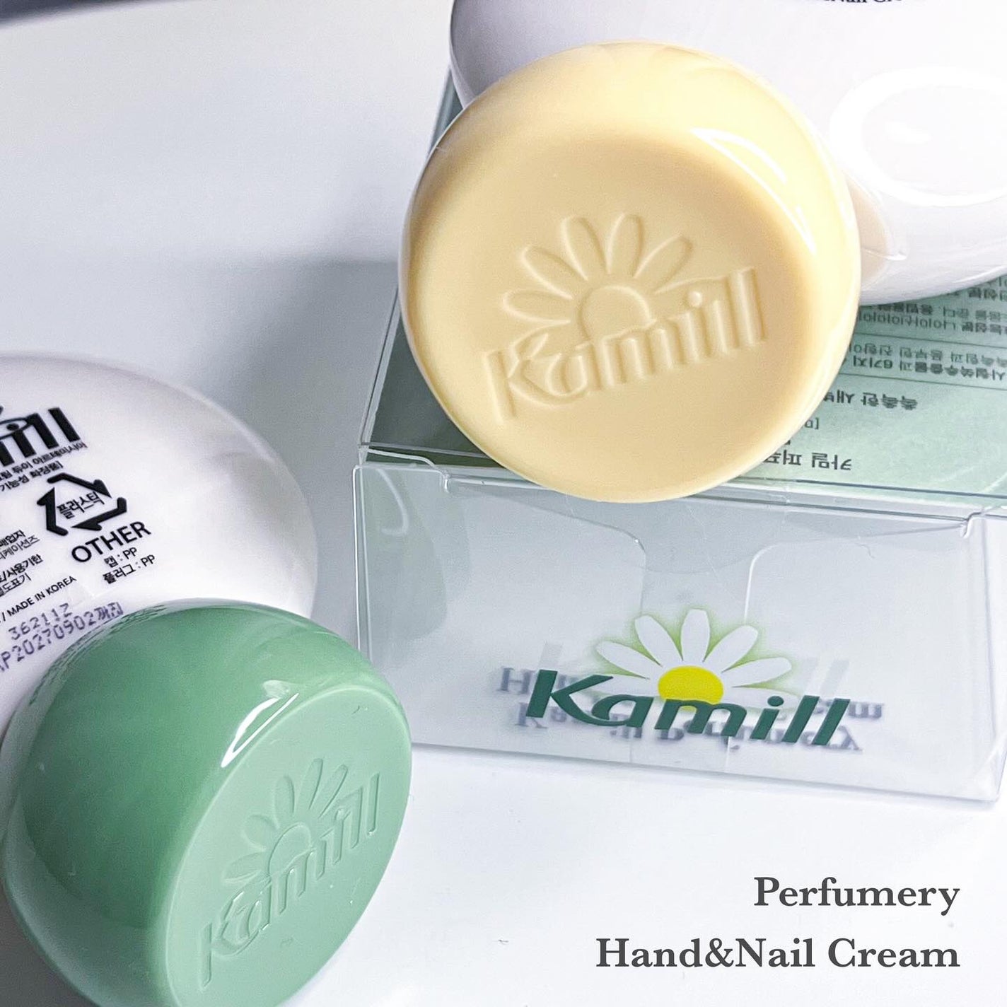 パフューマリー ハンド&ネイルクリーム デューイアルテミシア 50ml/カミール/ハンドクリームを使ったクチコミ(6枚目)