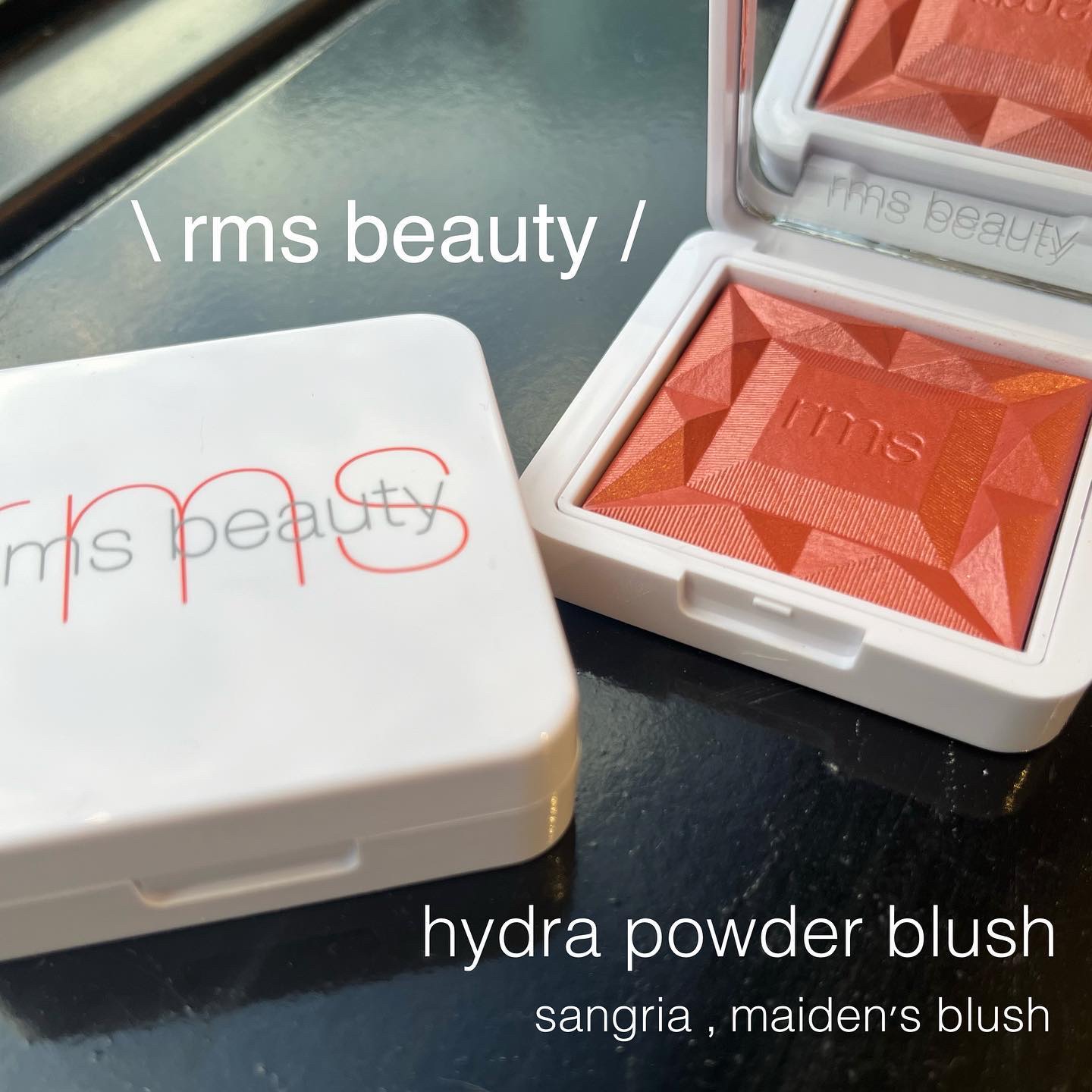 ハイドラパウダーブラッシュ メイデンズブラッシュ/rms beauty/パウダーチークを使ったクチコミ（1枚目）
