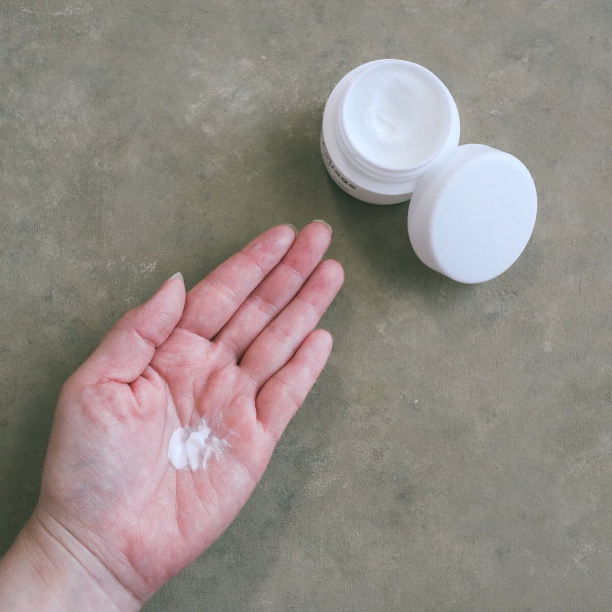 リペア薬用保湿クリーム/コラージュ/フェイスクリームを使ったクチコミ（3枚目）