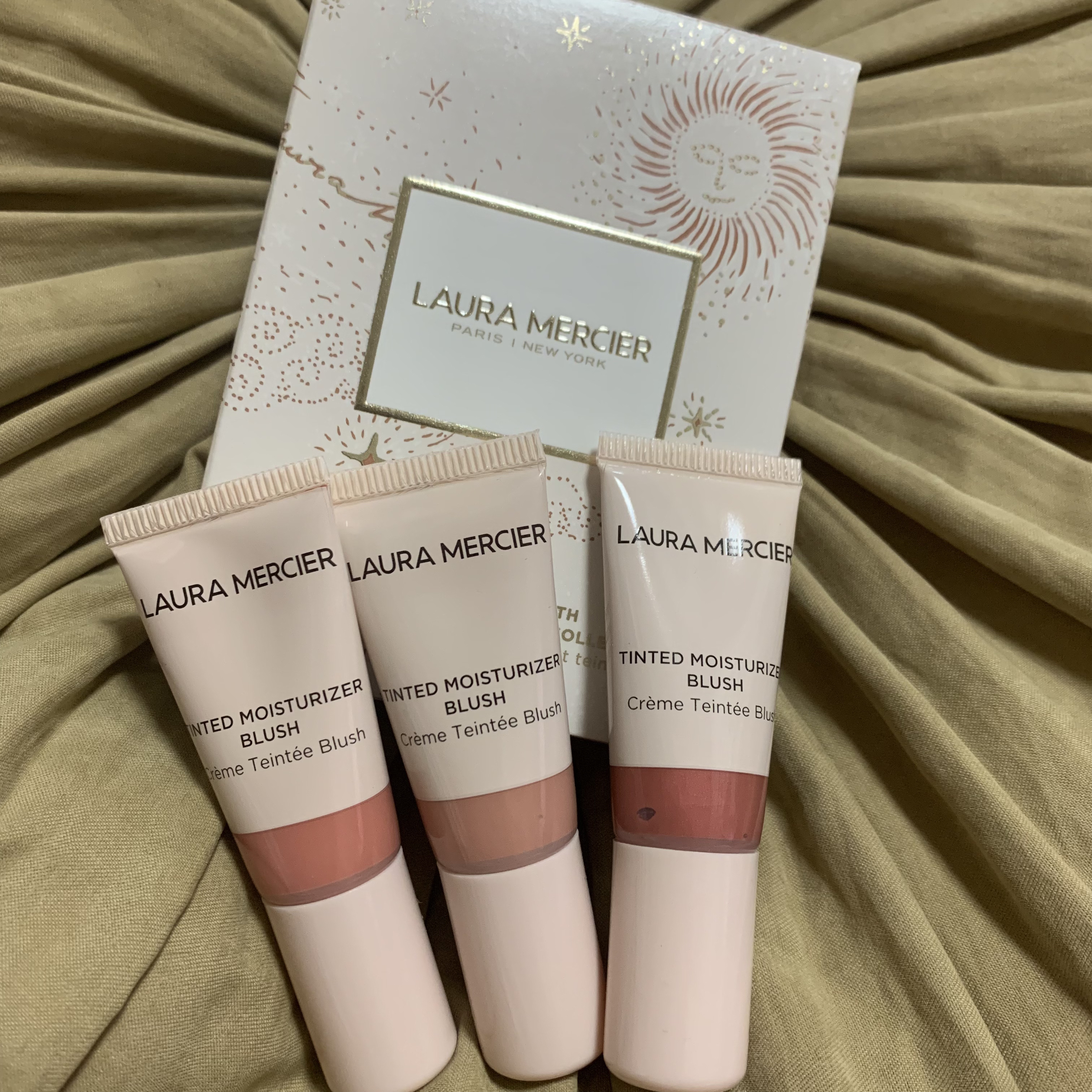 試してみた】グロウ アンド ゴー フォース ティンティド モイスチャ