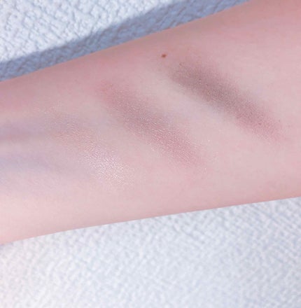 トーンアップアイシャドウ/CEZANNE/アイシャドウパレットを使ったクチコミ(3枚目)