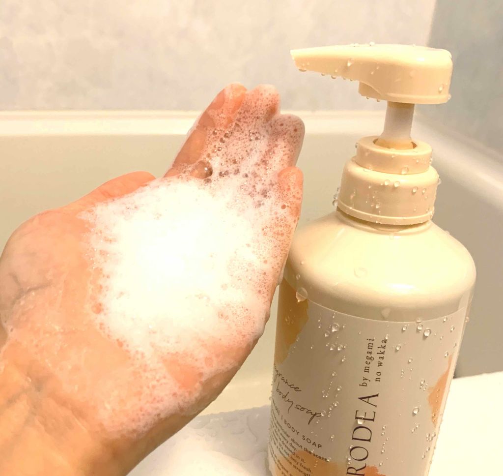 AURODEA by megami no wakka fragrance body soap/R&/ボディソープを使ったクチコミ（2枚目）