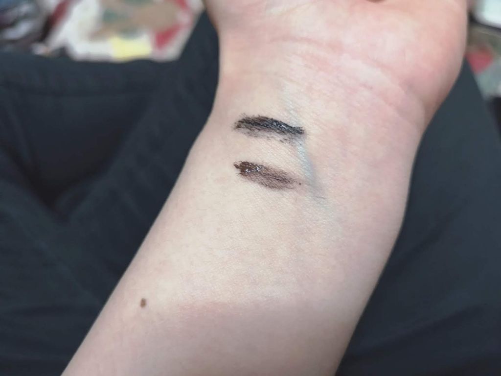 ラッシュニスタ オイリシャス/MAYBELLINE NEW YORK/マスカラを使ったクチコミ(3枚目)