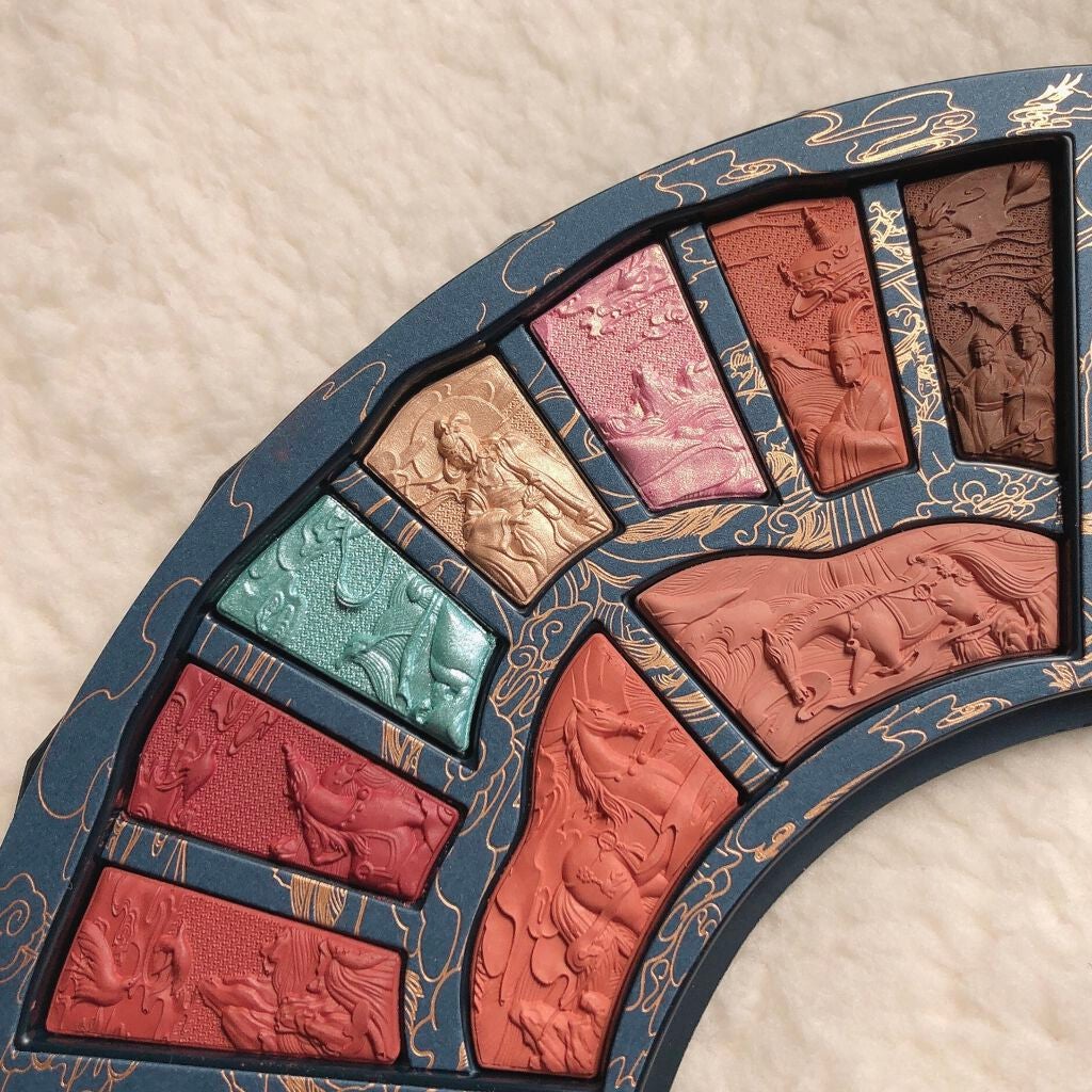 洛神賦アイシャドウパレット/花西子/マルチパレットを使ったクチコミ(2枚目)