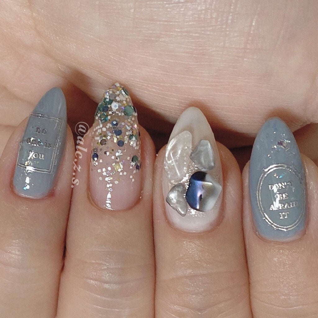 カラフルネイルズ/キャンメイク/マニキュアを使ったクチコミ(2枚目)