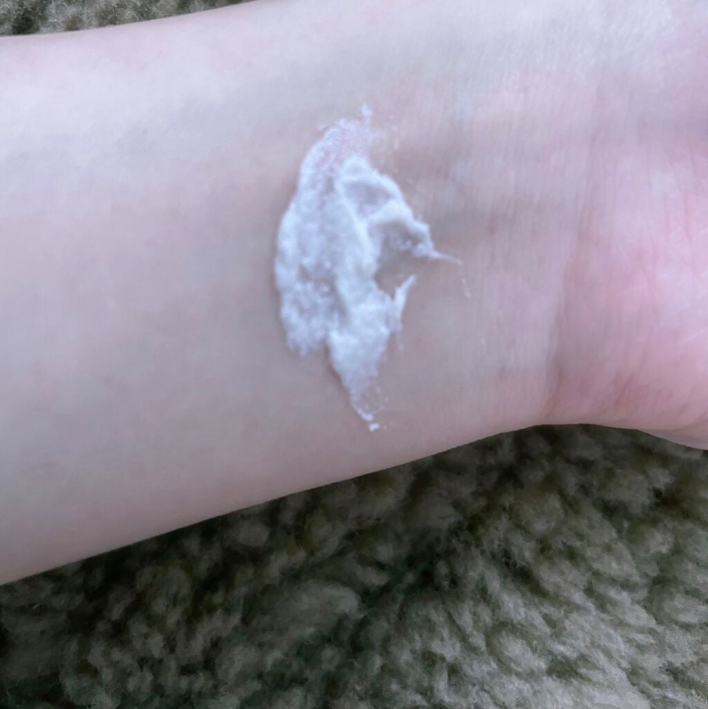 ボディバター ストロベリー/THE BODY SHOP/ボディクリームを使ったクチコミ(4枚目)