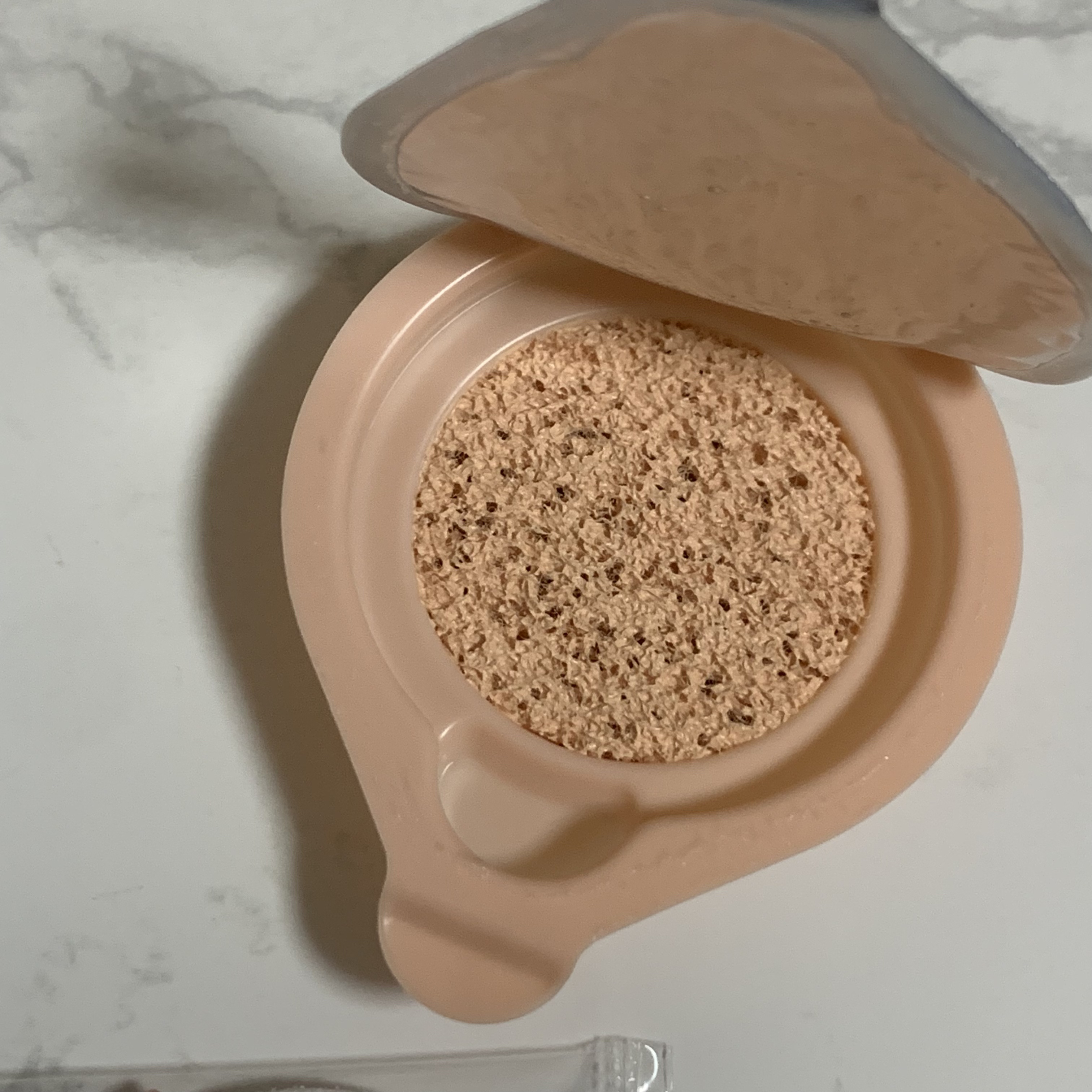 シースルー ヴェール コンパクト/PAUL & JOE BEAUTE/ファンデーションを使ったクチコミ（3枚目）