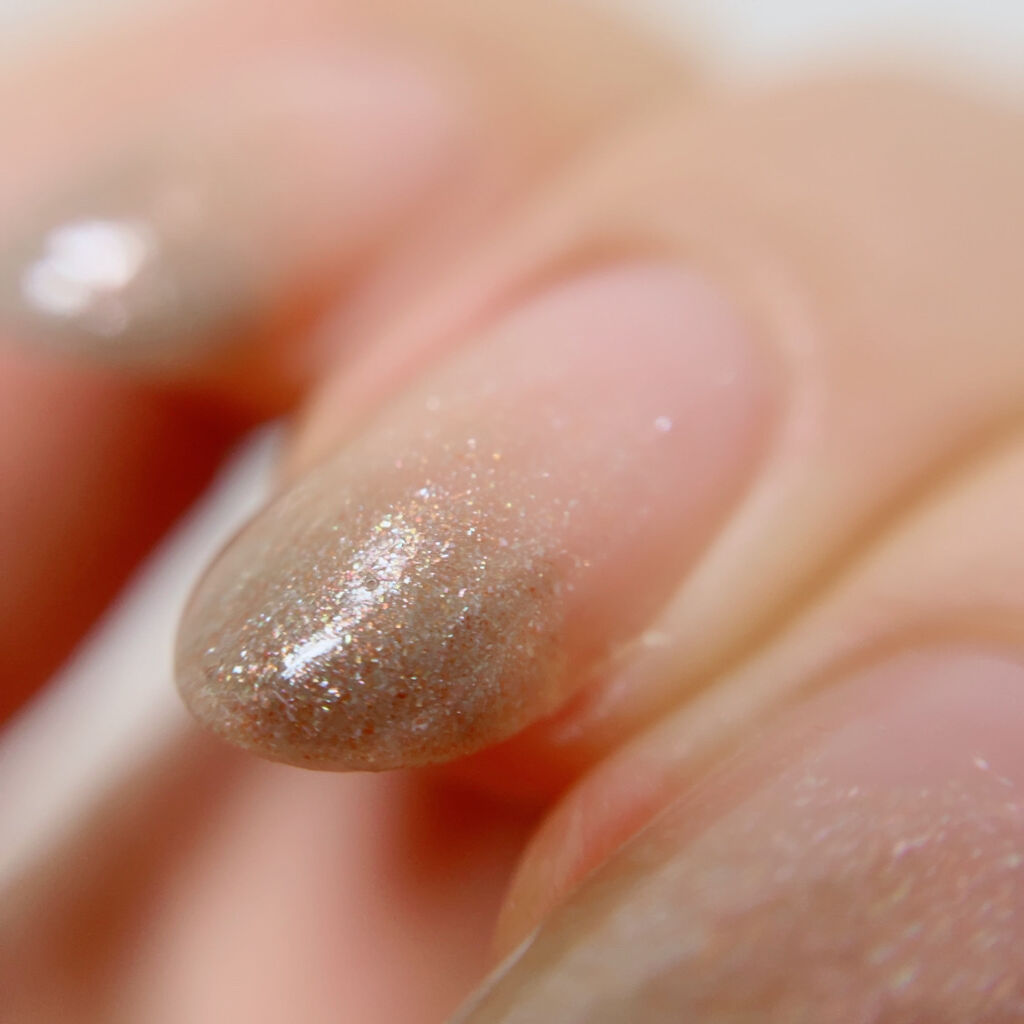 オサジ アップリフト ネイルカラー/OSAJI/マニキュアを使ったクチコミ（3枚目）