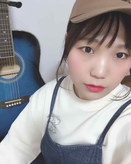 シャインシックリップラッカー/ETUDE/リップグロスを使ったクチコミ(4枚目)