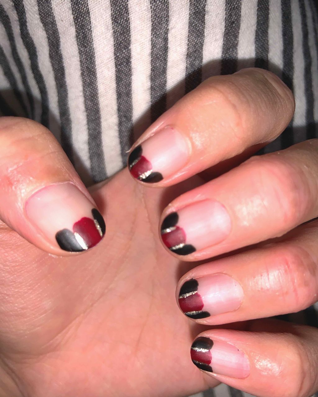 ネイルホリック 24_7 RD481/ネイルホリック/マニキュアを使ったクチコミ（1枚目）