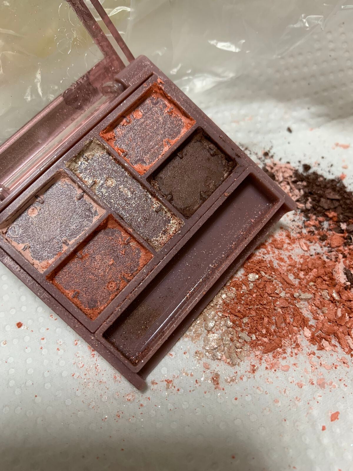 たしゅみ|派遣社員だって垢抜けたい! on LIPS 「今更聞けないコスメの大掃除⁉︎コスメの処分皆さんしてますか?今..」(6枚目)