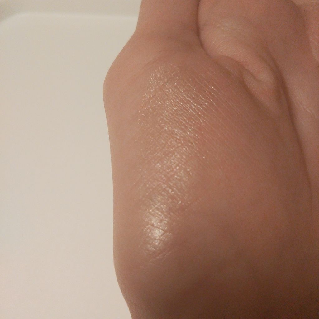 パールグロウハイライト/CEZANNE/パウダーハイライトを使ったクチコミ（2枚目）