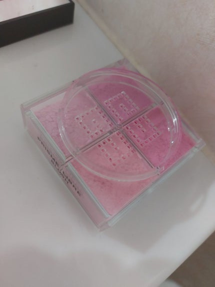 プリズム・リーブル・ブラッシュ No.1 ライラック・シフォン/GIVENCHY/パウダーチークを使ったクチコミ(1枚目)