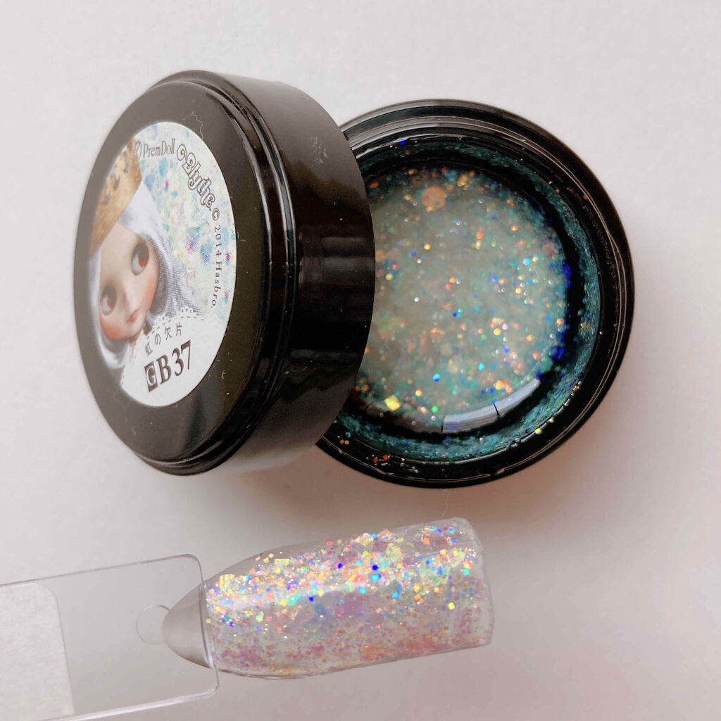 プリジェル プリジェル カラーEXのクチコミ「 #ラメ博覧会 

pregel(プリジェル)の
🌈虹の欠片と🔮魔法の鏡

虹の欠片はみてるだ.....」（2枚目）