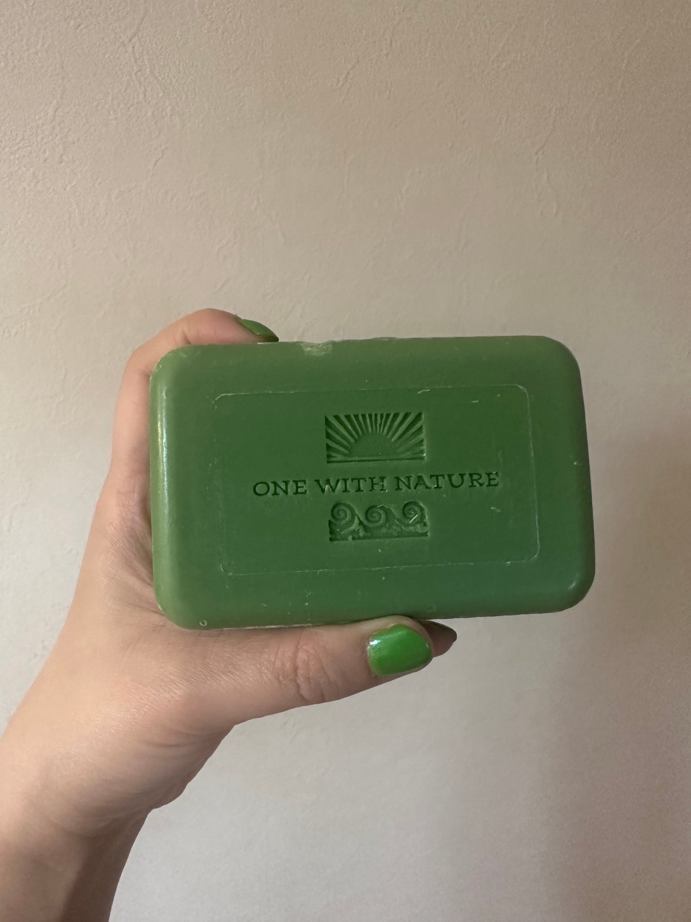 トリプルミルドミネラルソープバー/One with Nature/ボディ石鹸を使ったクチコミ(2枚目)