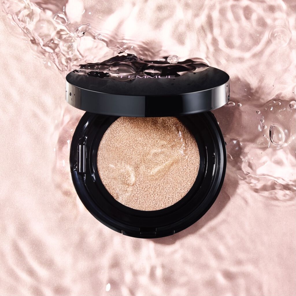 【FEMMUE】ツヤ肌が持続する新生クッションファンデ5名様へ✨（1枚目）