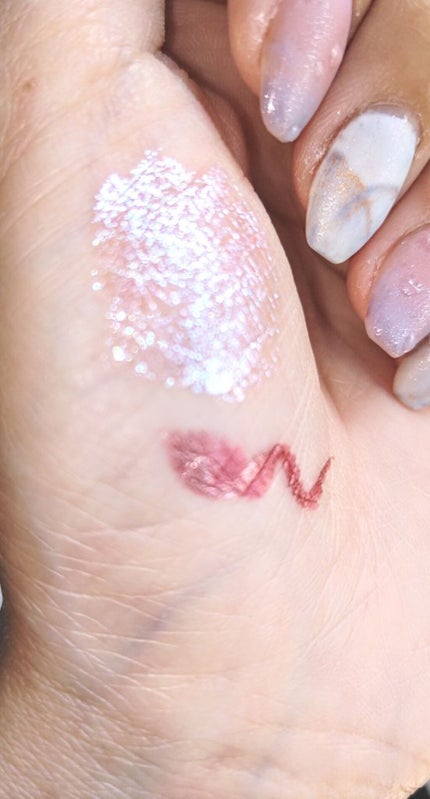 グリッターリキッドアイシャドウ/aZTK/リキッドアイシャドウを使ったクチコミ(4枚目)