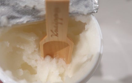 クナイプ シュガースクラブ カメリア&アルガン/クナイプ/ボディスクラブを使ったクチコミ(2枚目)