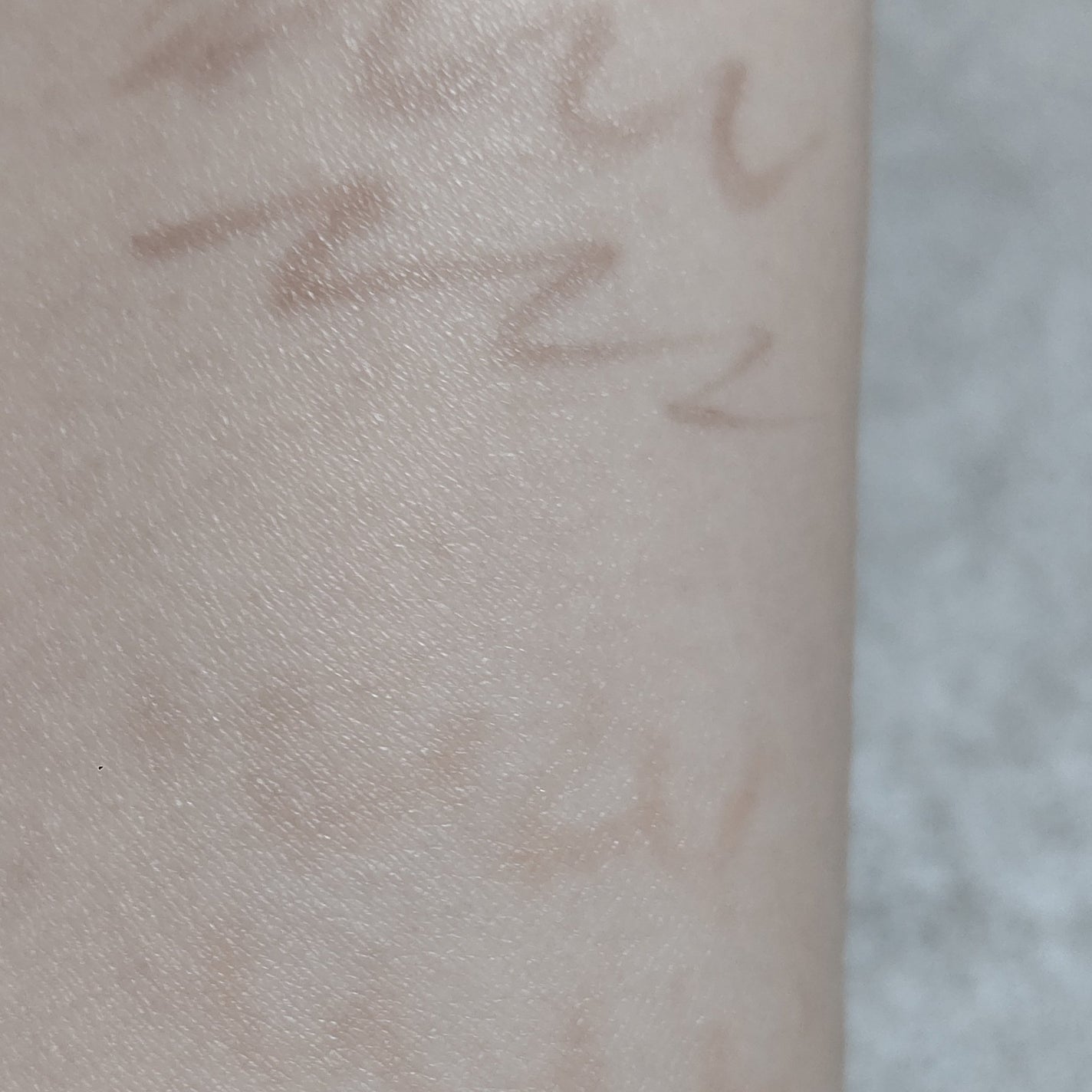 フーミー 眉尻ライナー/WHOMEE/リキッドアイブロウを使ったクチコミ(4枚目)