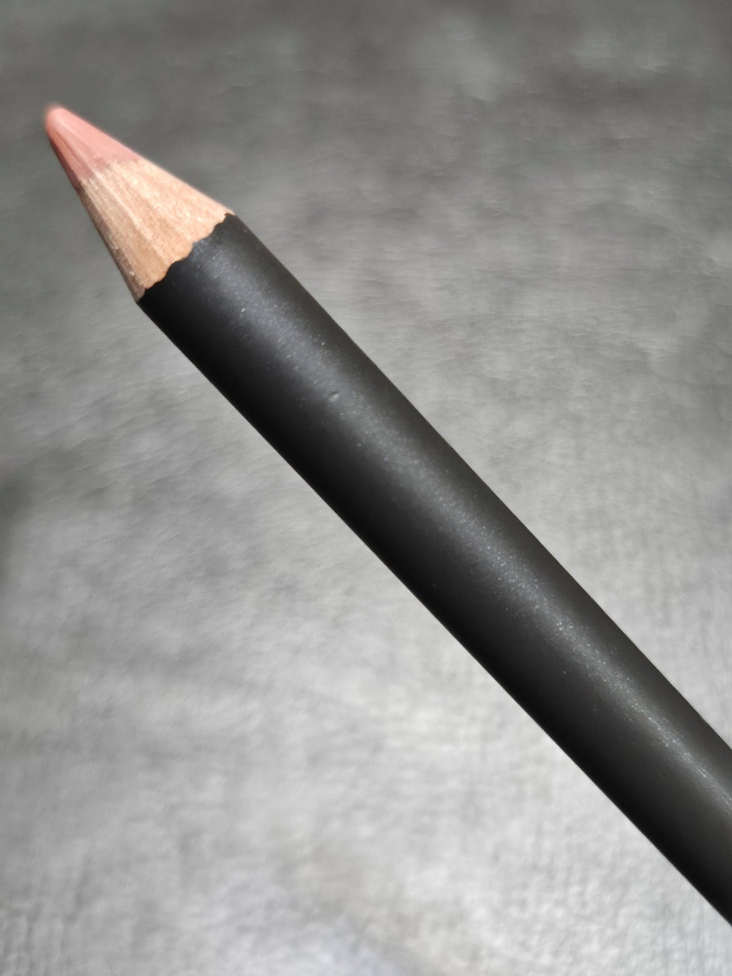 リップ ペンシル/M・A・C/リップライナーを使ったクチコミ(3枚目)