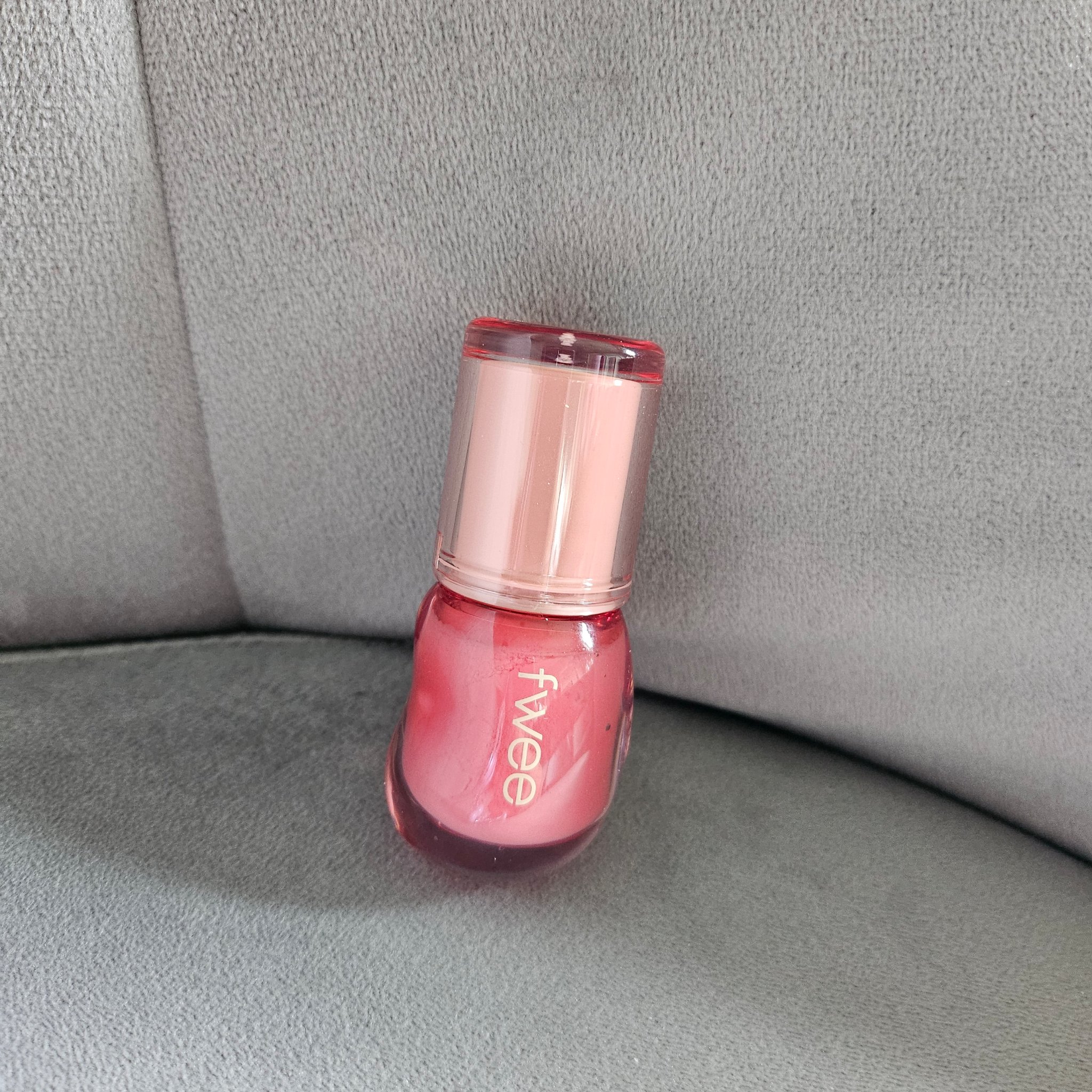 フィー 3Dボリューミンググロス/fwee/リップグロスを使ったクチコミ（1枚目）