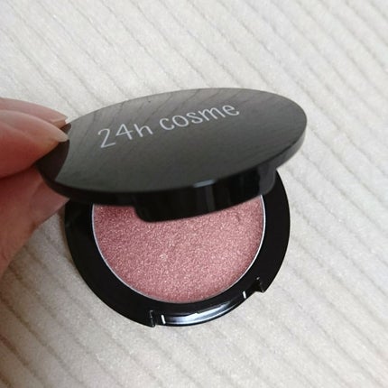 24 ミネラルクリームシャドー/24h cosme/ジェル・クリームアイシャドウを使ったクチコミ(2枚目)