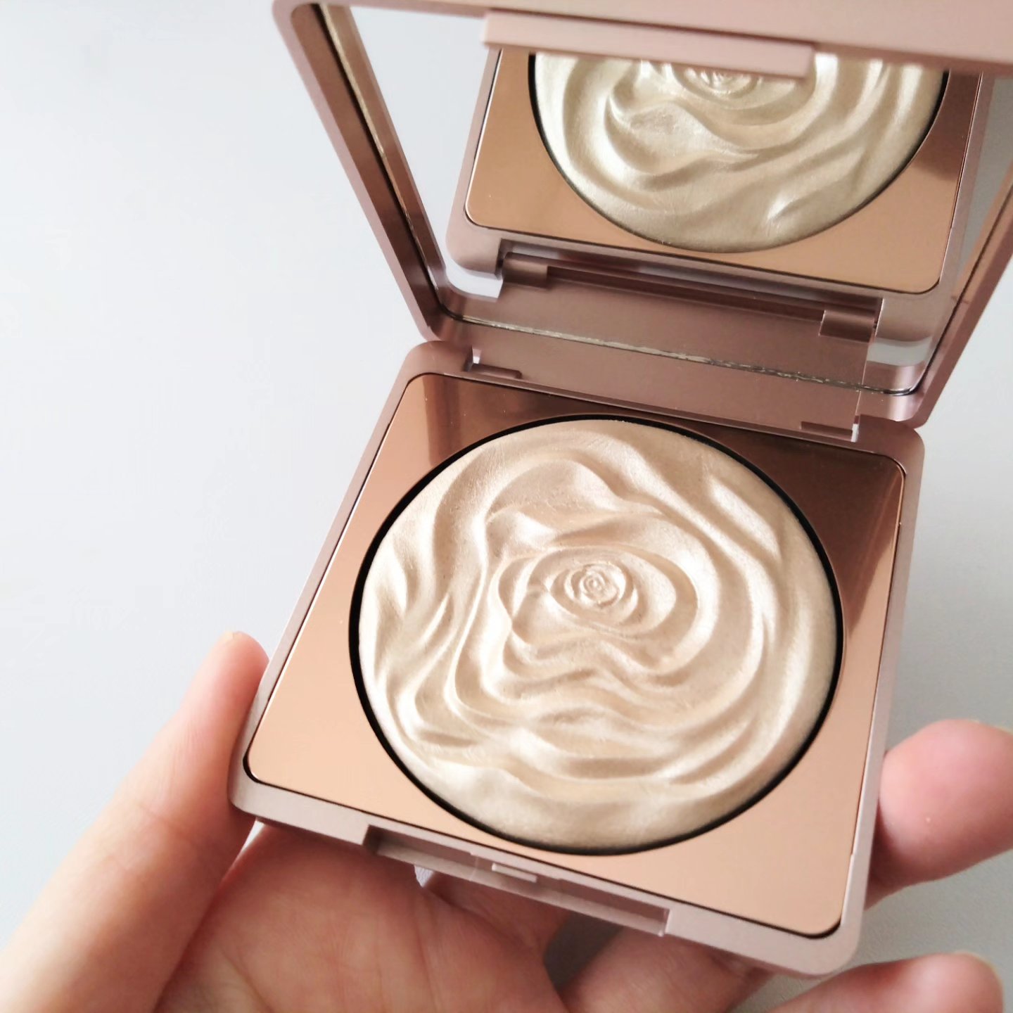 貴族のゴールド メイクブラシ11本セット 化粧ポーチ付き/SIXPLUS/メイクブラシを使ったクチコミ（2枚目）