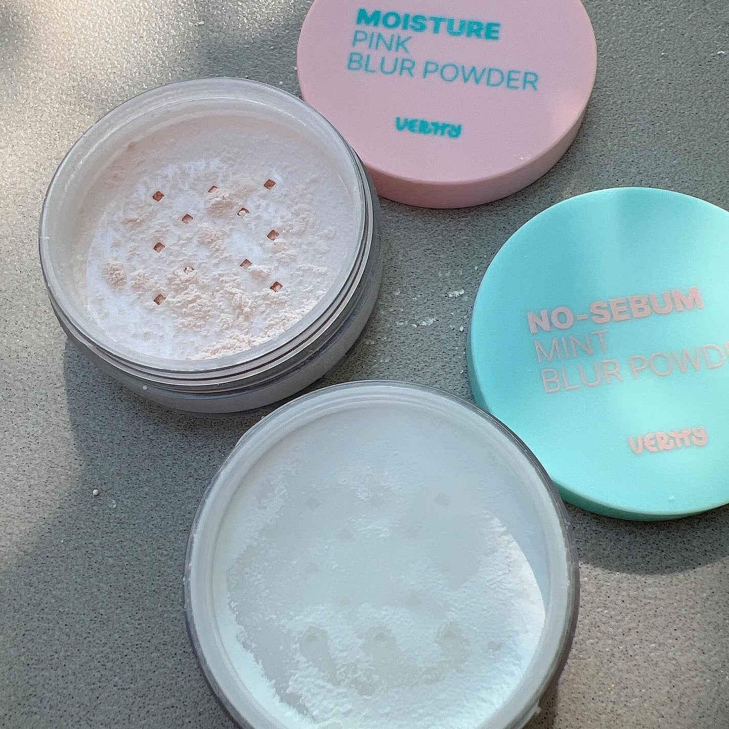 モイスチャーピンクブラーパウダー/Vertty/ルースパウダーを使ったクチコミ(5枚目)