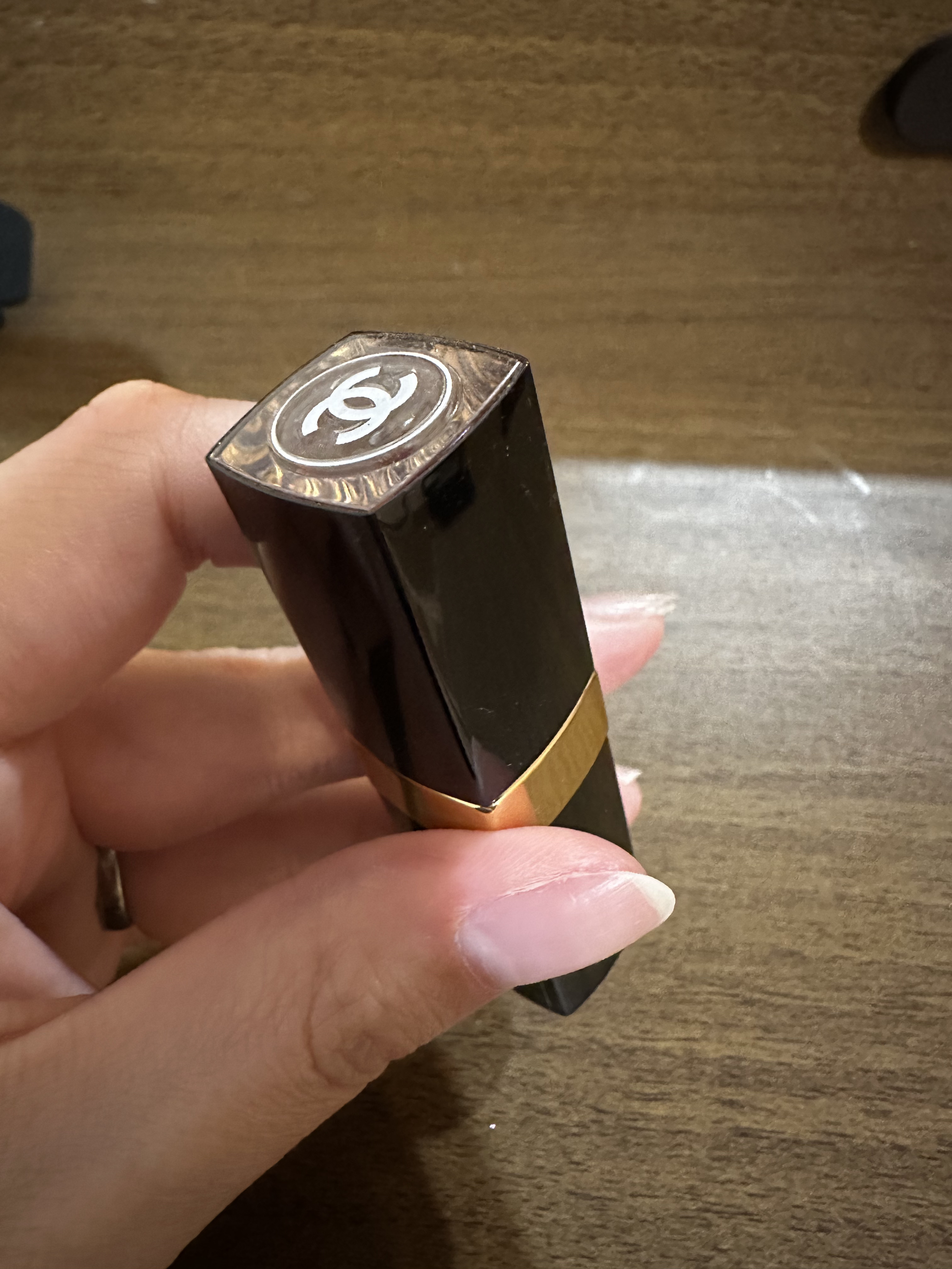 ルージュ ココ フラッシュ 90 ジュール/CHANEL/口紅を使ったクチコミ（2枚目）