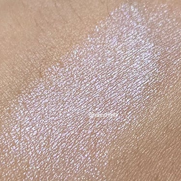 Heaven's Hue highlighter/stila/パウダーハイライトを使ったクチコミ（2枚目）